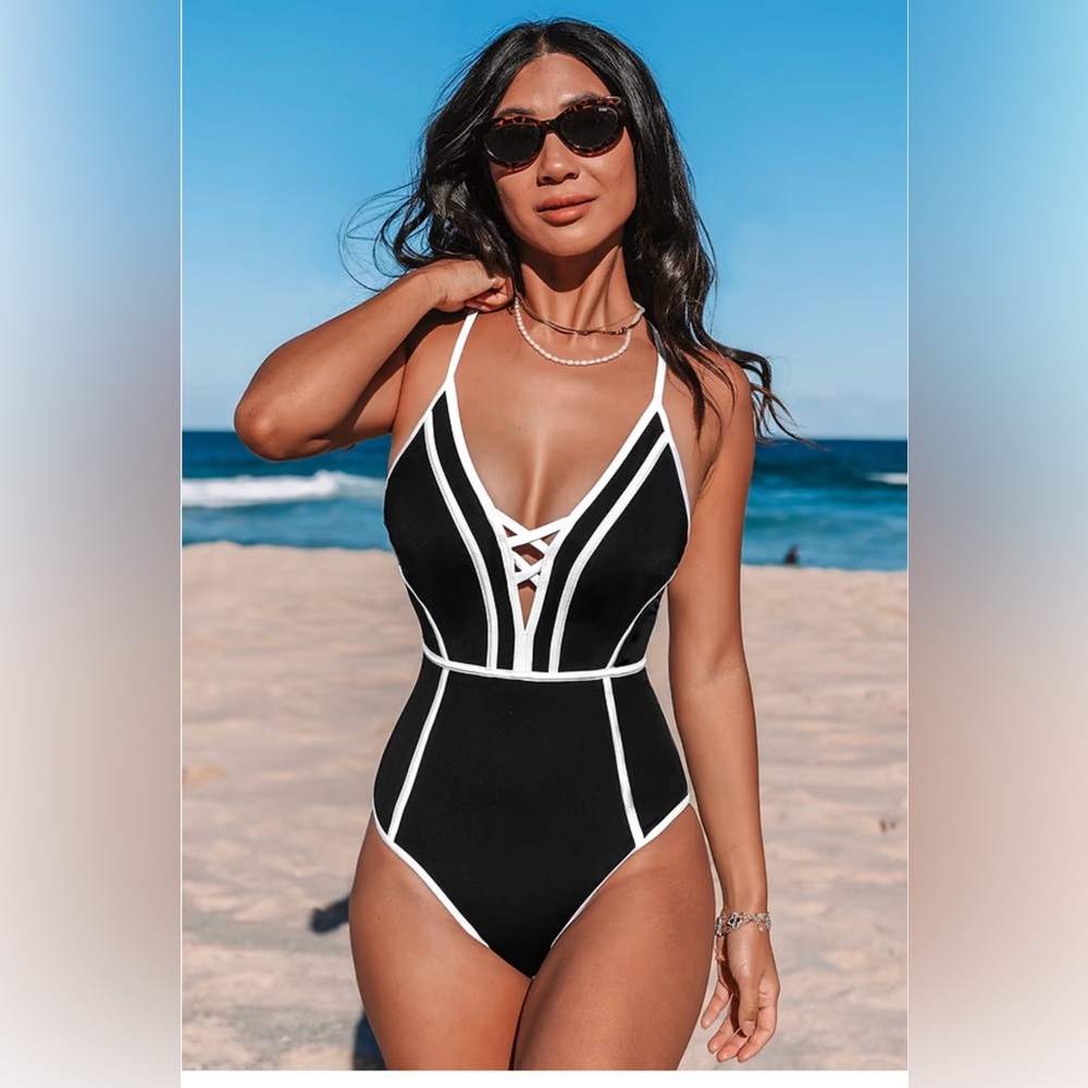 🌴-(21) Elegant Black and White Women's Swimsuit